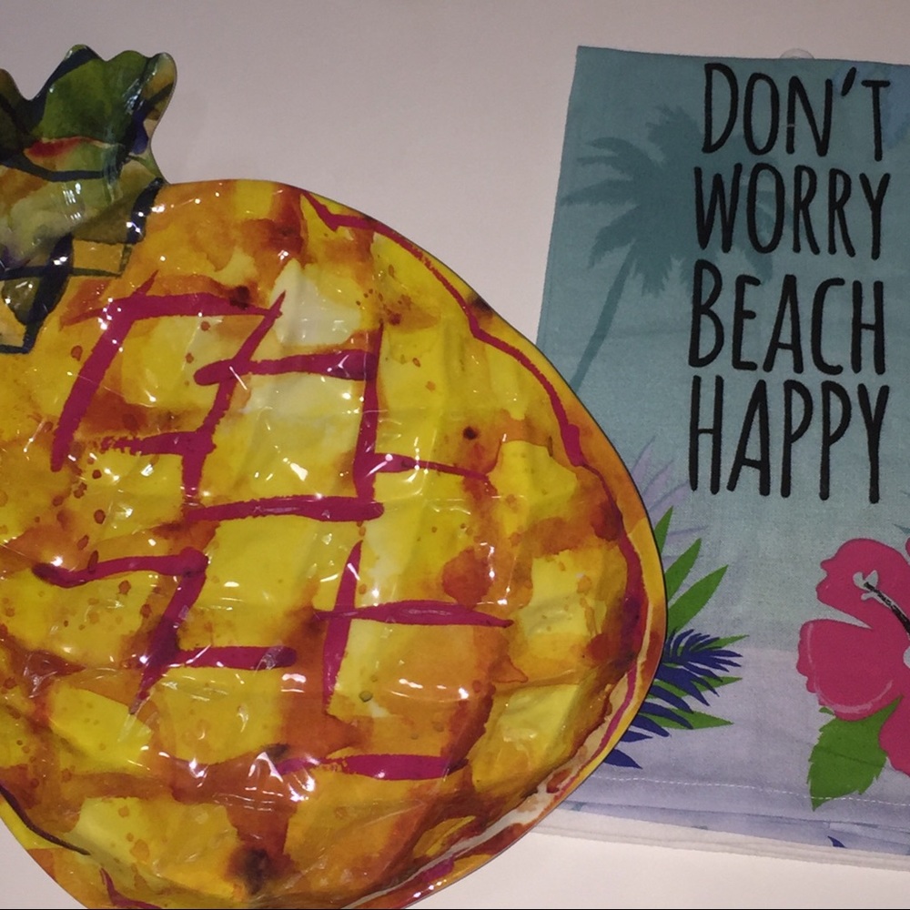 Tropical beach kitchen towel and serving dish